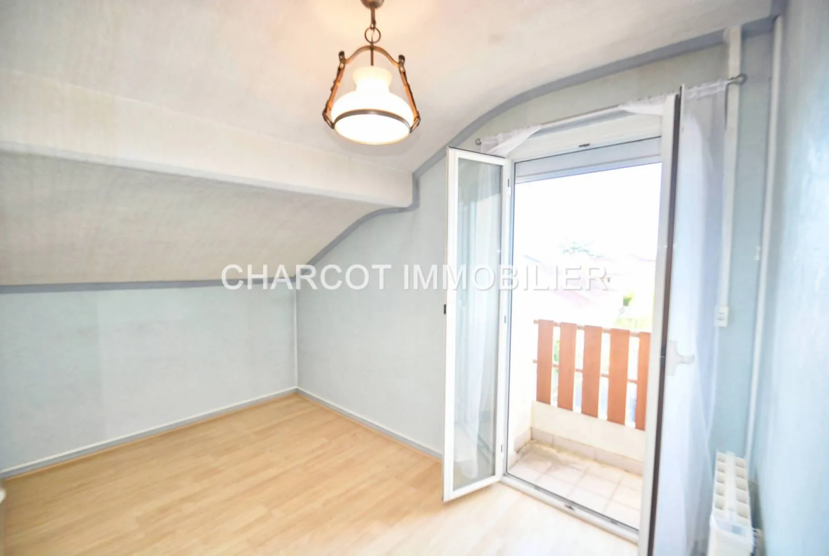 Appartement atypique à Sainte Foy-Lès-Lyon - 70,63 m2 - Type 2 