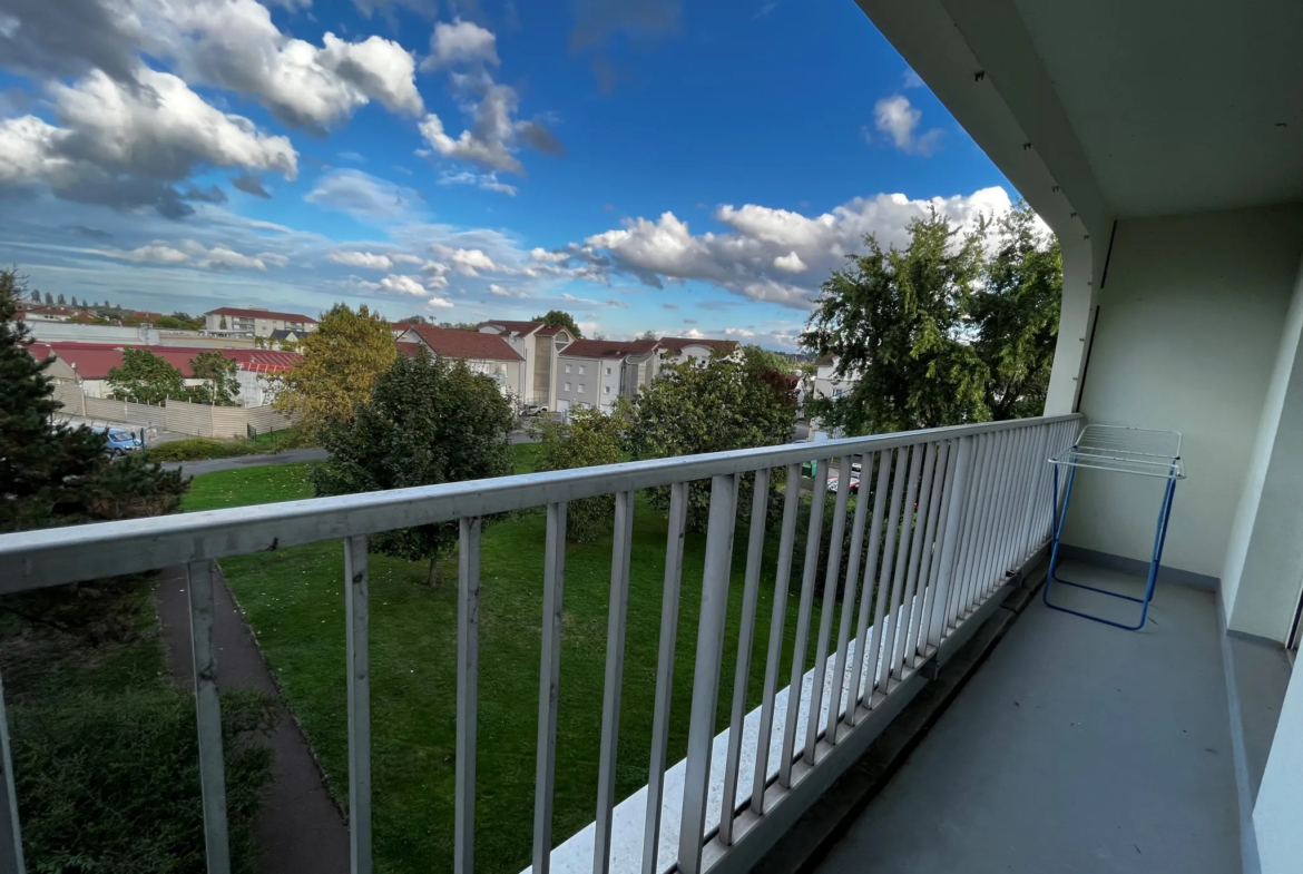 Vente Appartement T3 à Sochaux avec balcon et ascenseur 