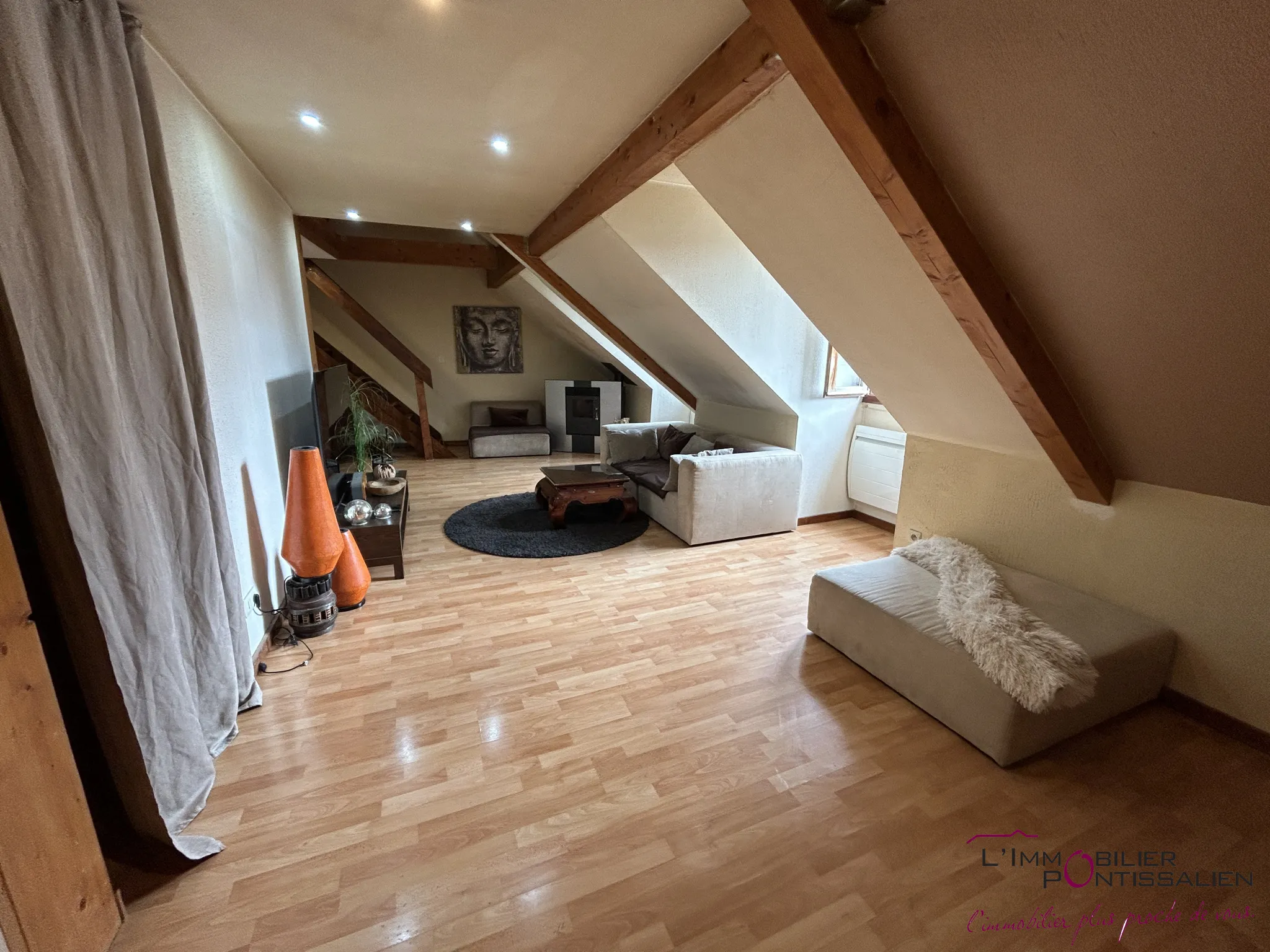 Appartement T3 atypique à vendre à Pontarlier 