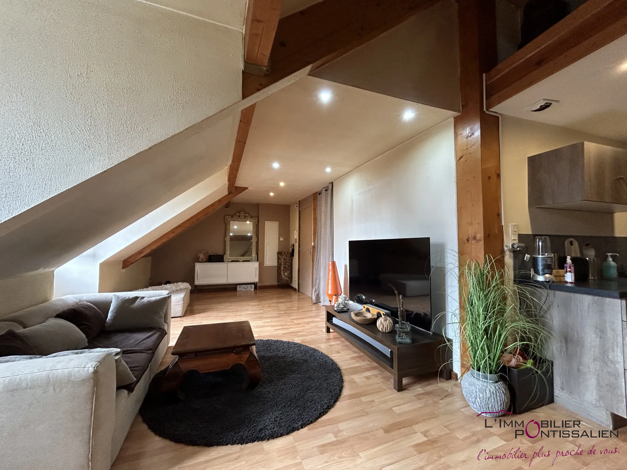 Appartement T3 atypique à vendre à Pontarlier 