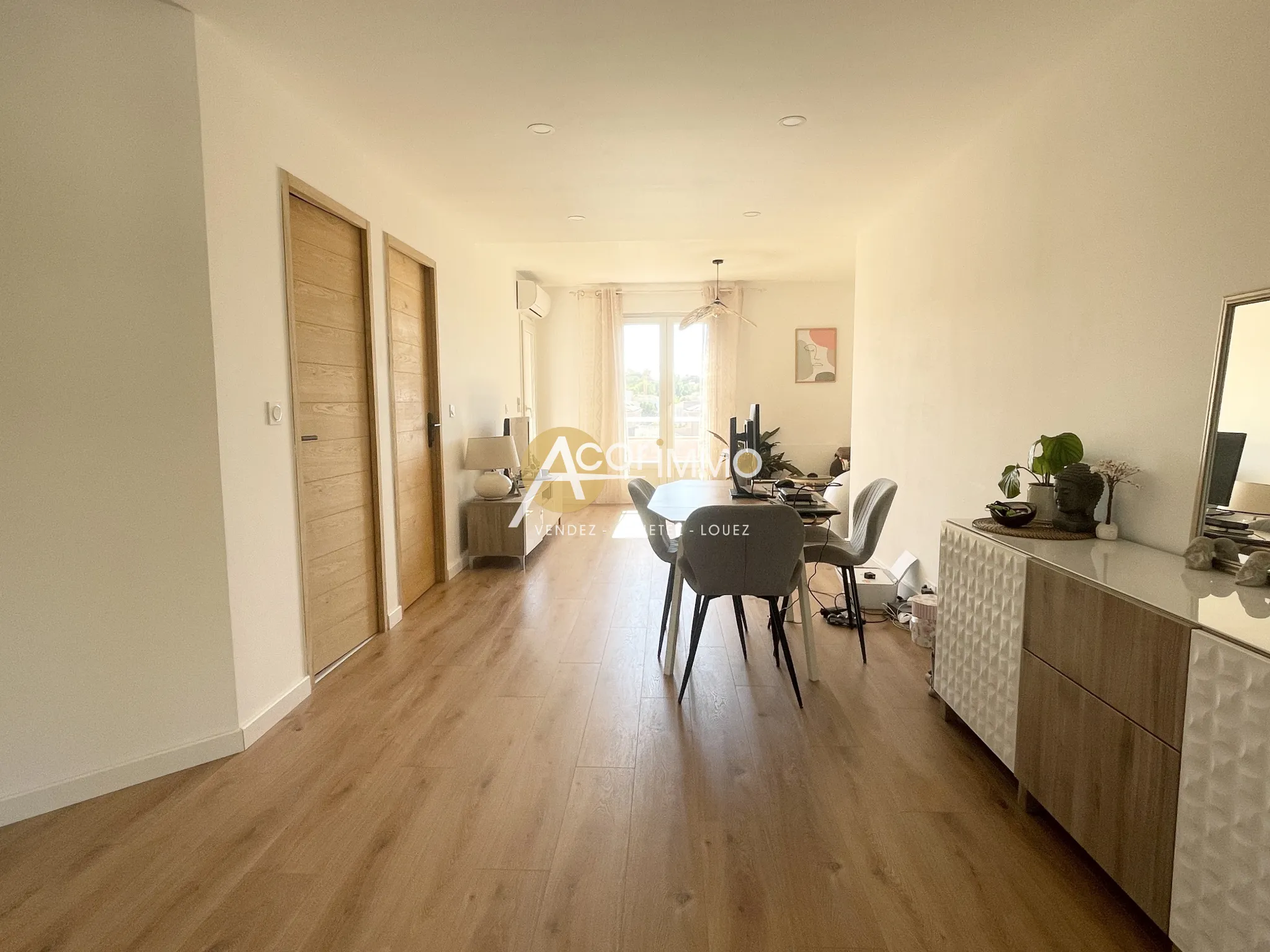 Appartement rénové à vendre à Six Fours les Plages 