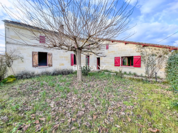 Charmante Maison Familiale à Coutras avec Jardin et Patio