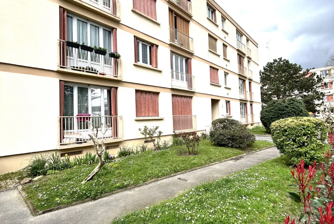 À vendre : Studio rénové de 32 m² à Coubron 