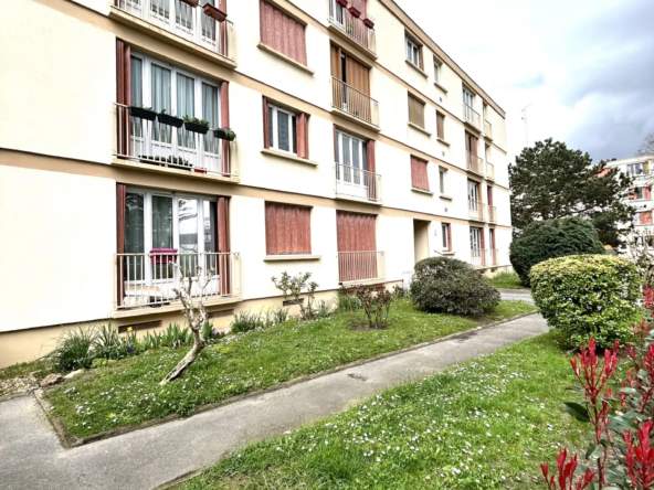 À vendre : Studio rénové de 32 m² à Coubron