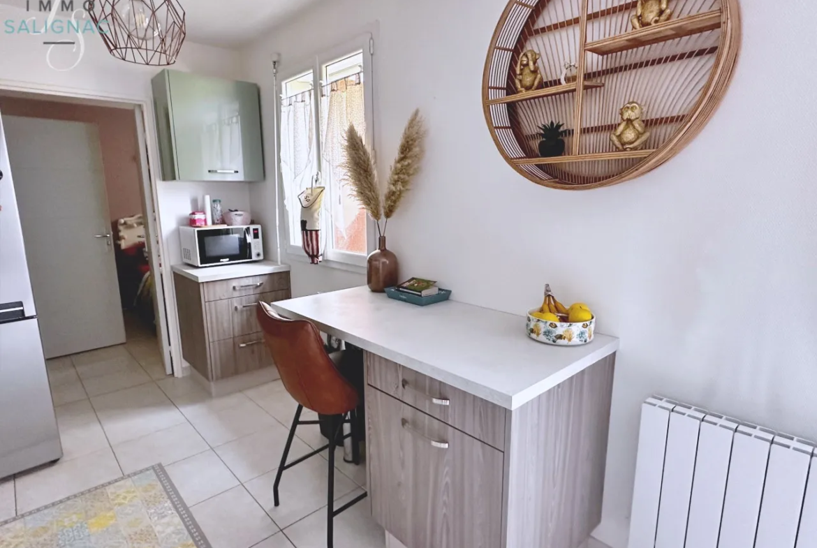 À vendre : Appartement T2 de 49,2 m² dans une résidence sécurisée à Bourg-en-Bresse 