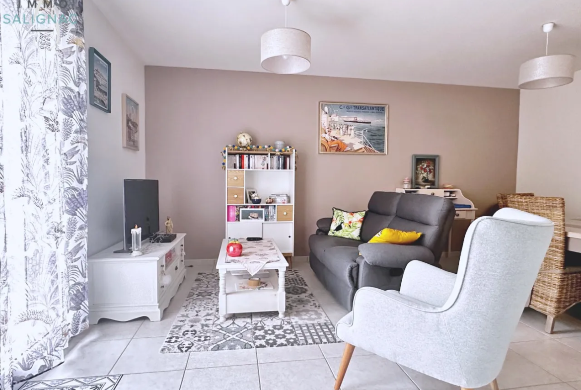 À vendre : Appartement T2 de 49,2 m² dans une résidence sécurisée à Bourg-en-Bresse 