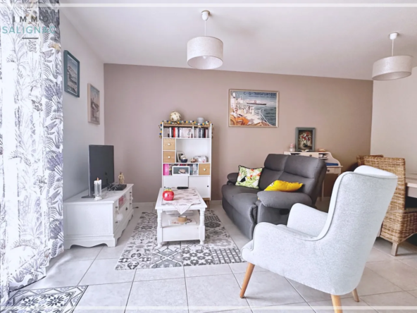 À vendre : Appartement T2 de 49,2 m² dans une résidence sécurisée à Bourg-en-Bresse