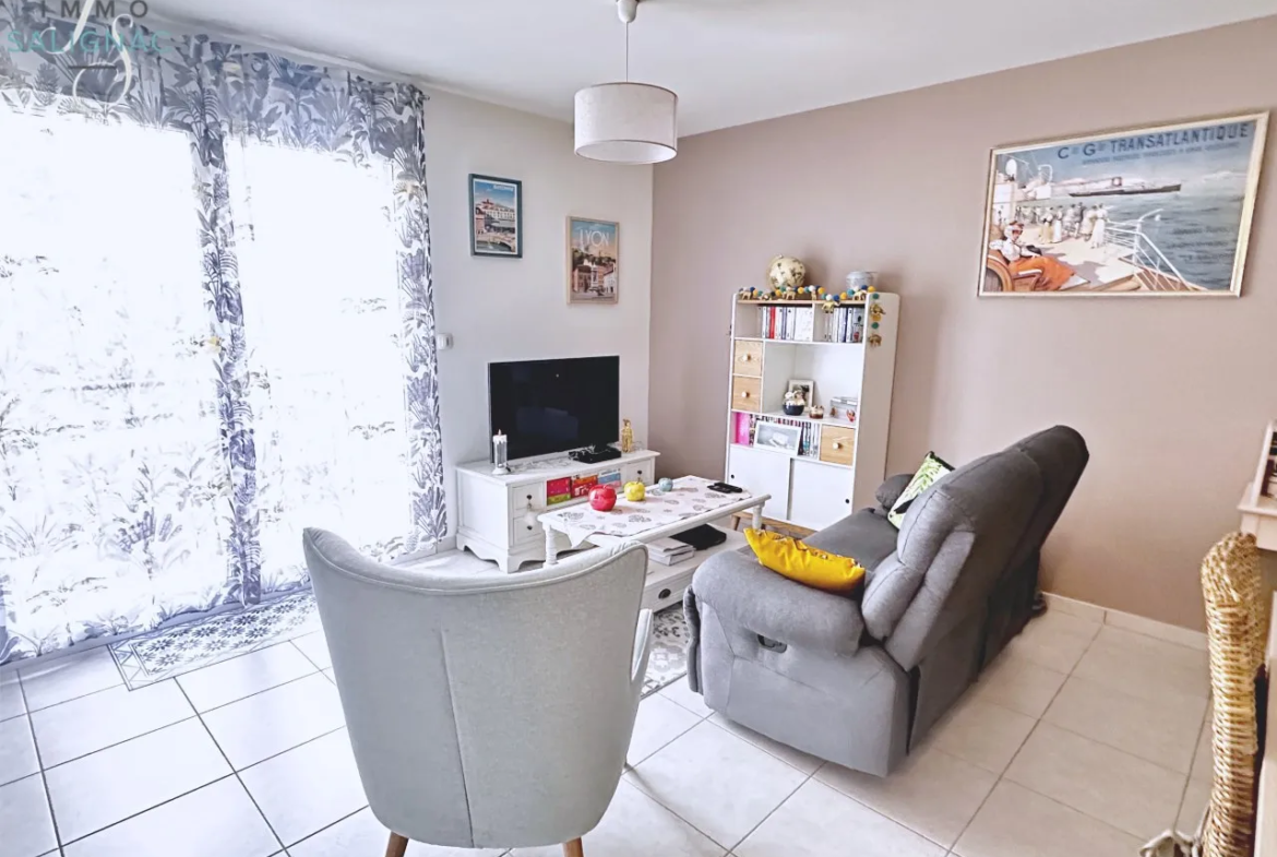 À vendre : Appartement T2 de 49,2 m² dans une résidence sécurisée à Bourg-en-Bresse 