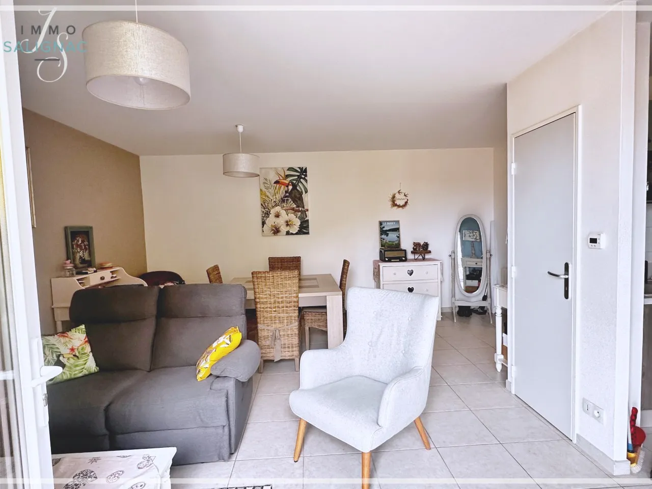 À vendre : Appartement T2 de 49,2 m² dans une résidence sécurisée à Bourg-en-Bresse 