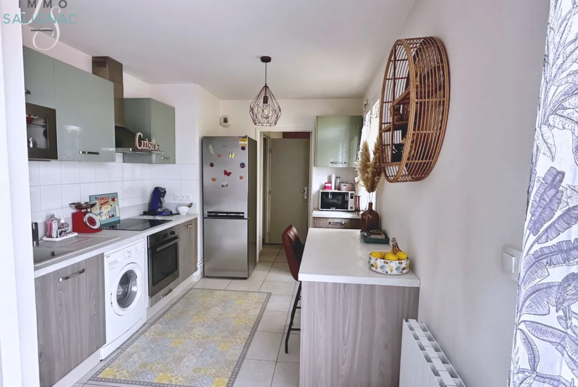 À vendre : Appartement T2 de 49,2 m² dans une résidence sécurisée à Bourg-en-Bresse 