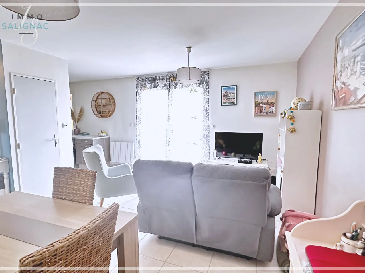 À vendre : Appartement T2 de 49,2 m² dans une résidence sécurisée à Bourg-en-Bresse 