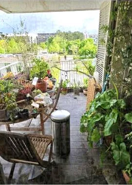 À vendre : grand appartement T4 à Bordeaux pour 20 000 € 