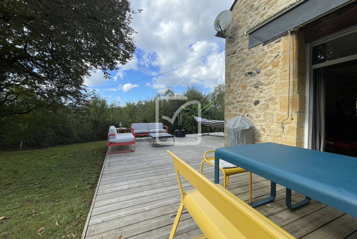 Maison en Pierre Rénovée entre Sarlat et Gourdon avec Jardin 