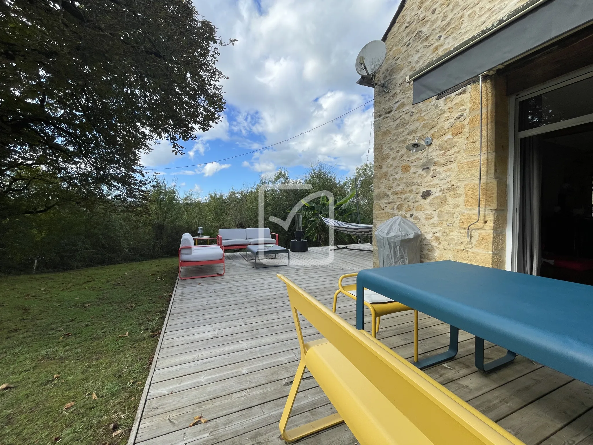 Maison en Pierre Rénovée entre Sarlat et Gourdon avec Jardin 