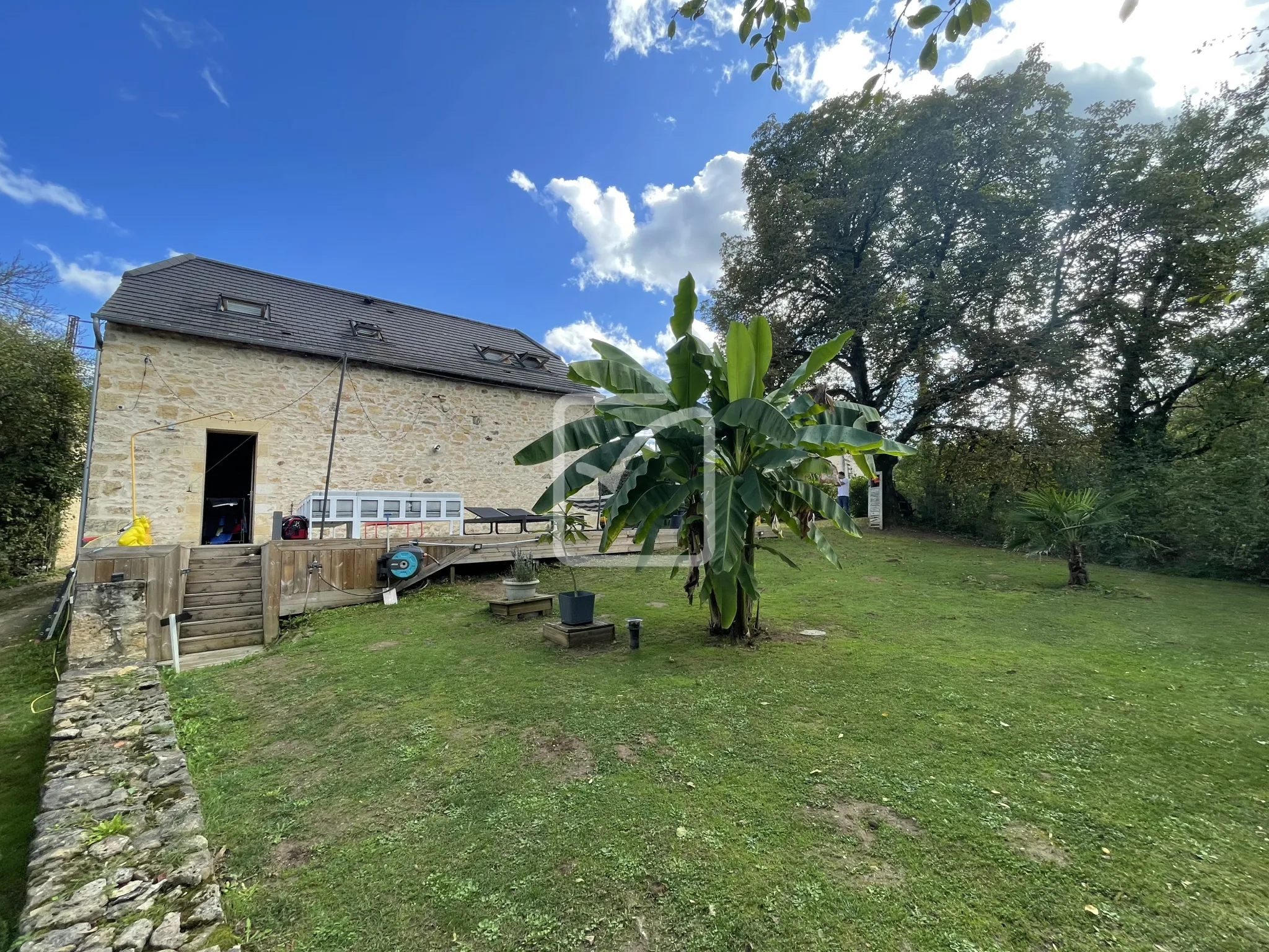 Maison en Pierre Rénovée entre Sarlat et Gourdon avec Jardin 