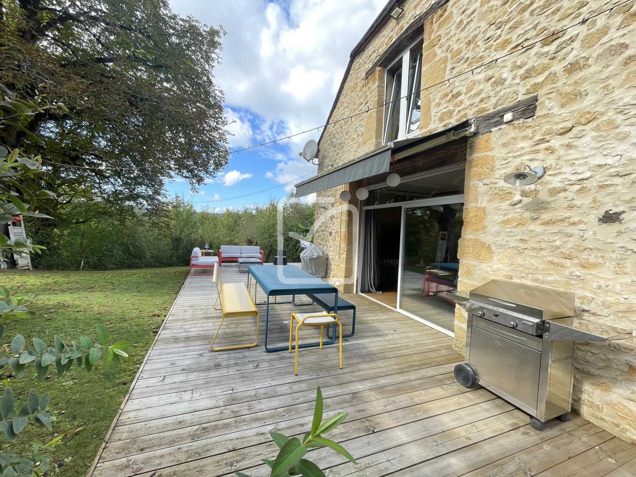 Maison en Pierre Rénovée entre Sarlat et Gourdon avec Jardin 