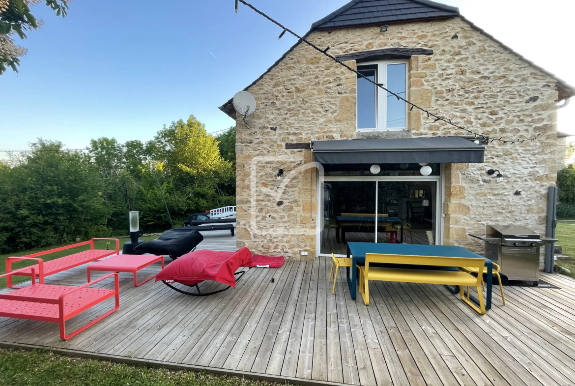 Maison en Pierre Rénovée entre Sarlat et Gourdon avec Jardin 