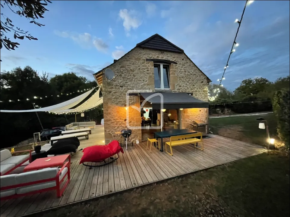 Maison en Pierre Rénovée entre Sarlat et Gourdon avec Jardin 