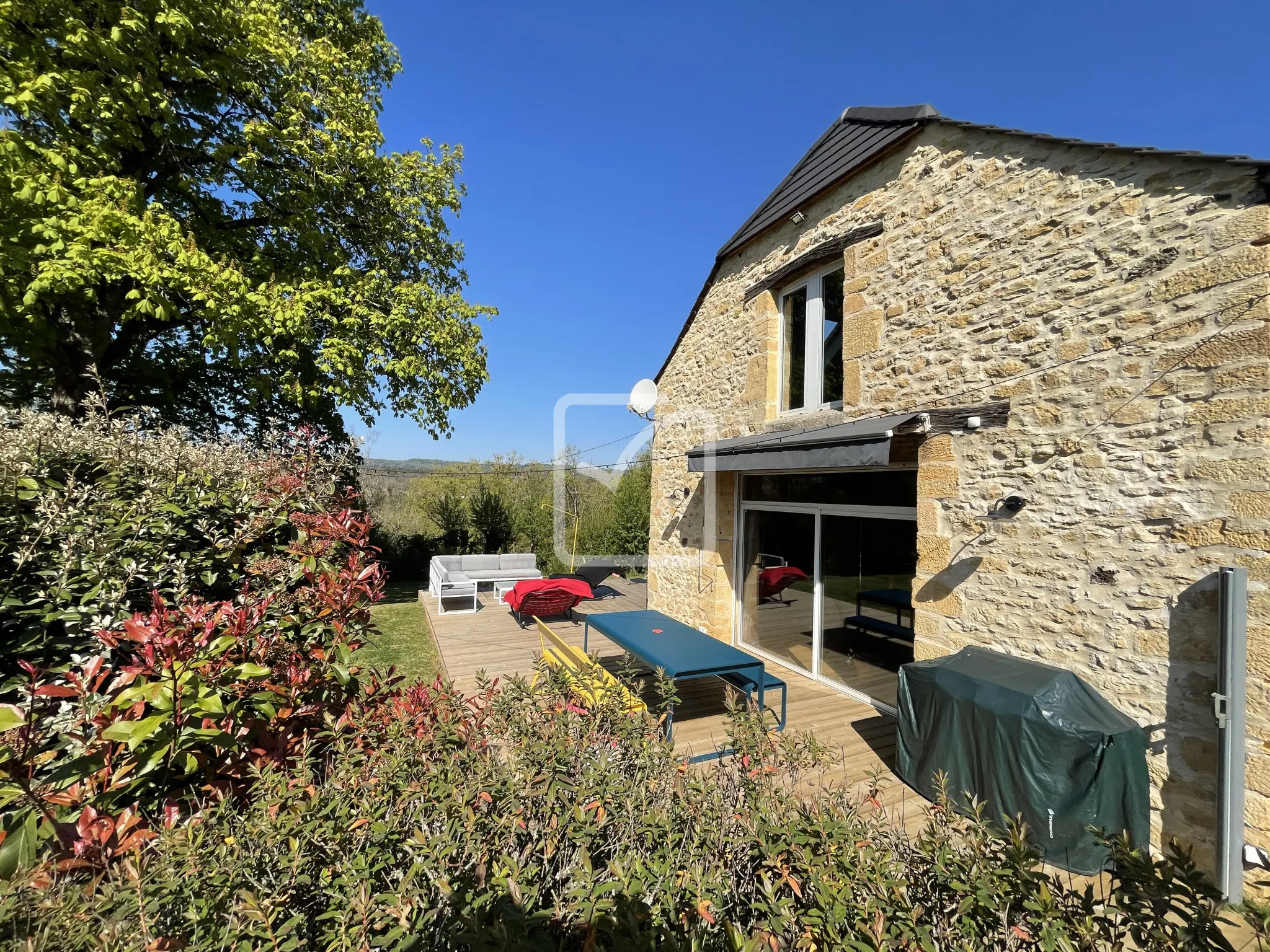 Maison en Pierre Rénovée entre Sarlat et Gourdon avec Jardin 