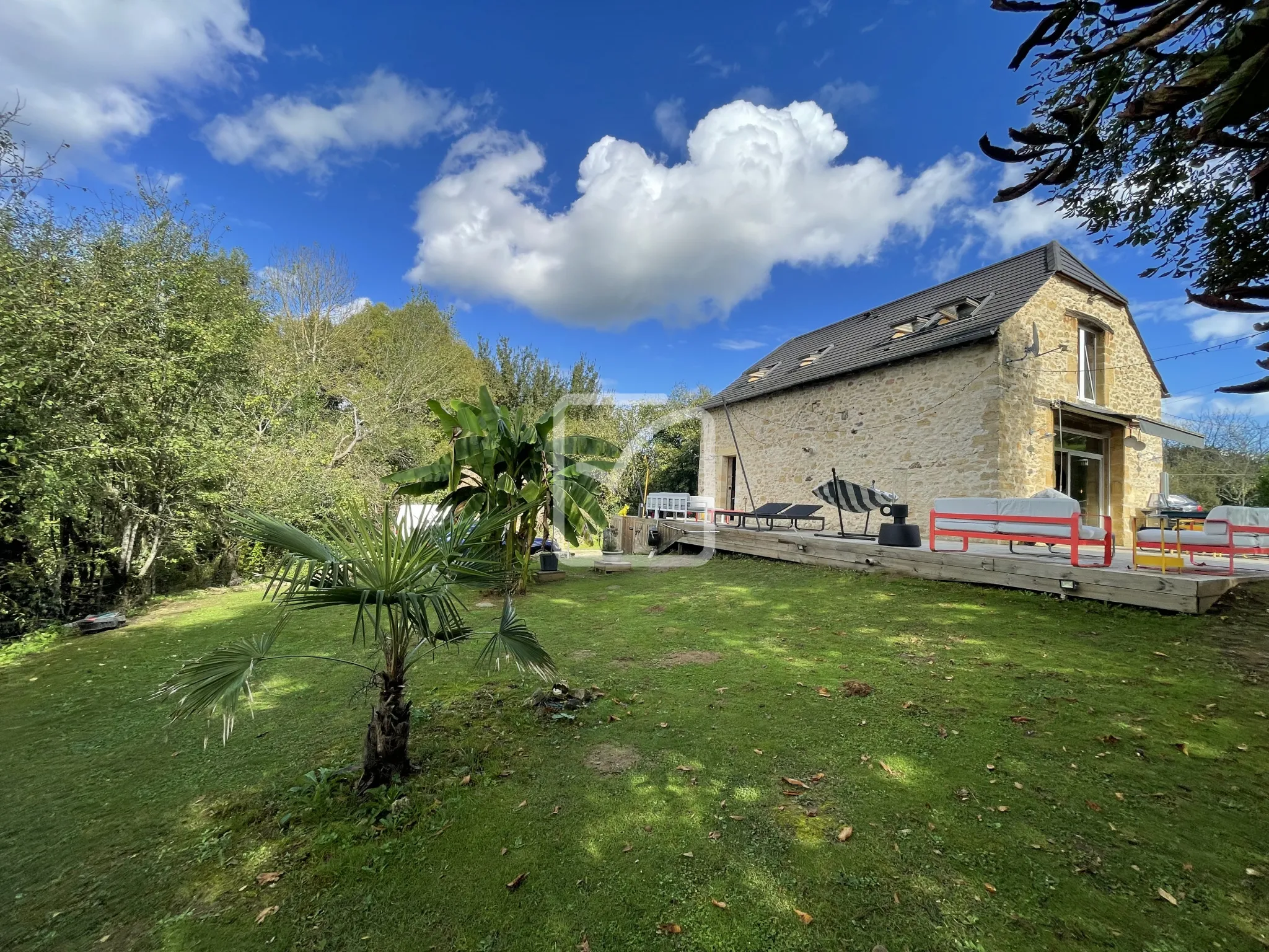 Maison en Pierre Rénovée entre Sarlat et Gourdon avec Jardin 