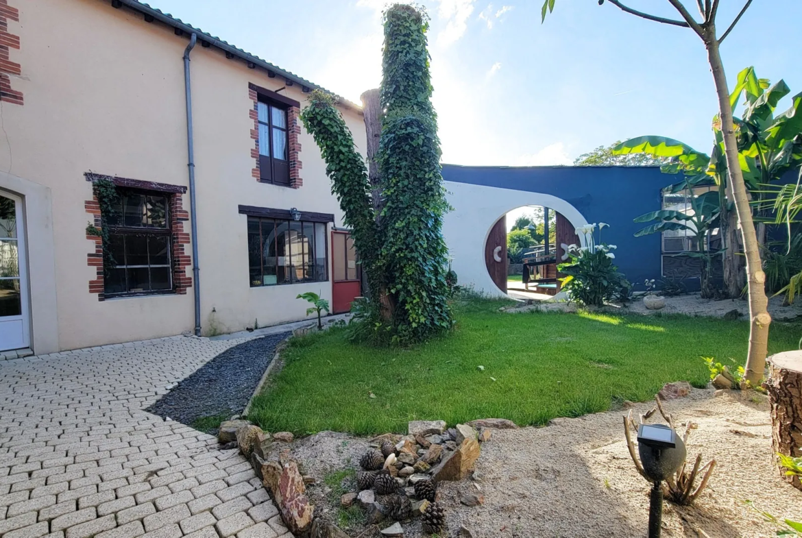 Charmante maison ancienne à vendre entre Cerizay et Pouzauges 