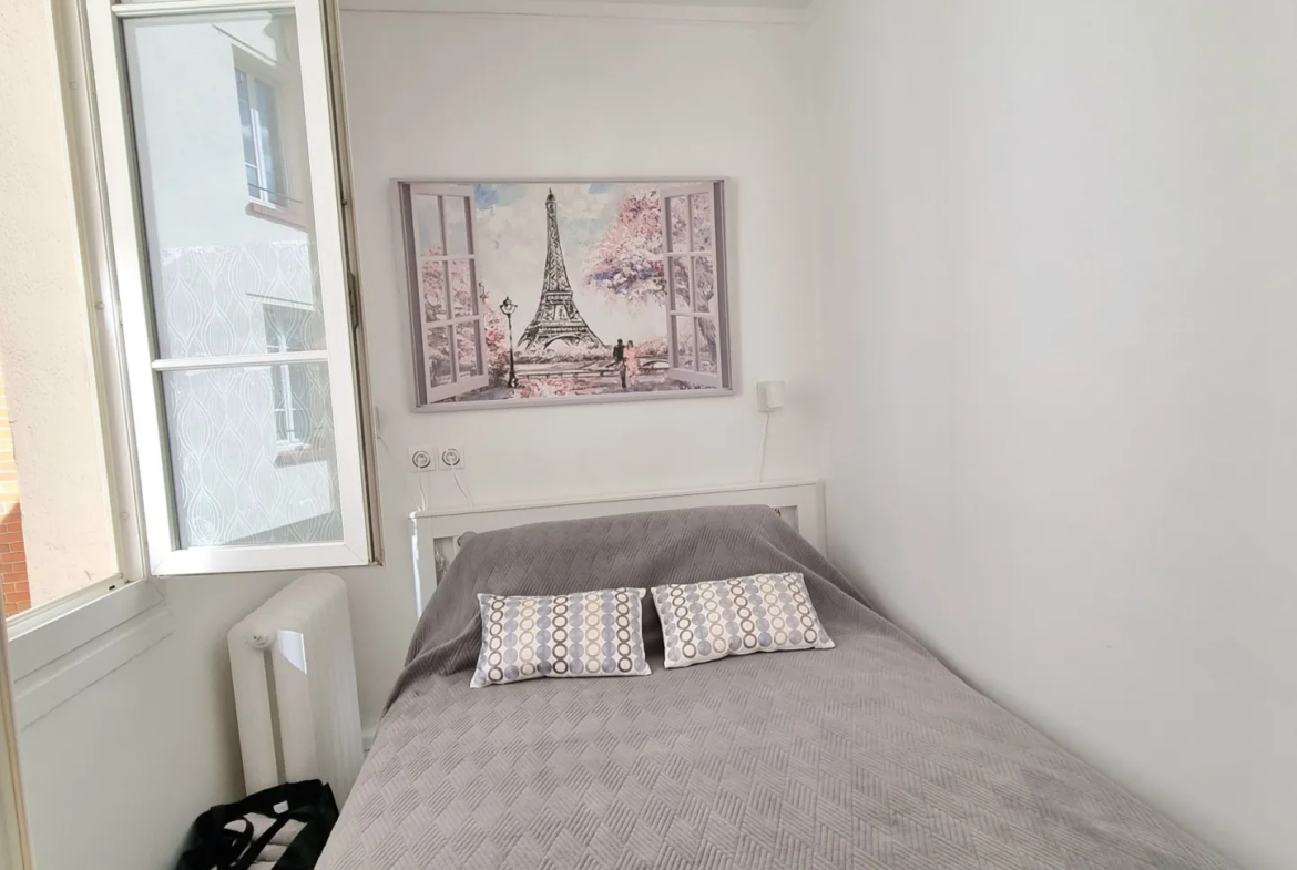 À vendre : Studio meublé de 24,70 m² à Paris 14ème 