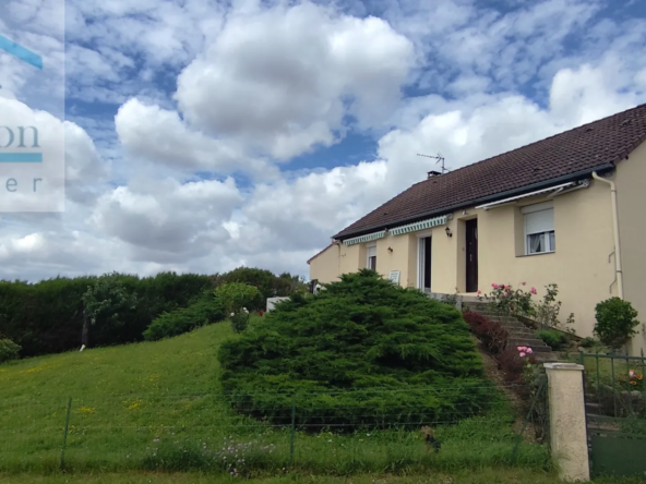 Pavillon traditionnel avec jardin à Censy - 1600 m²