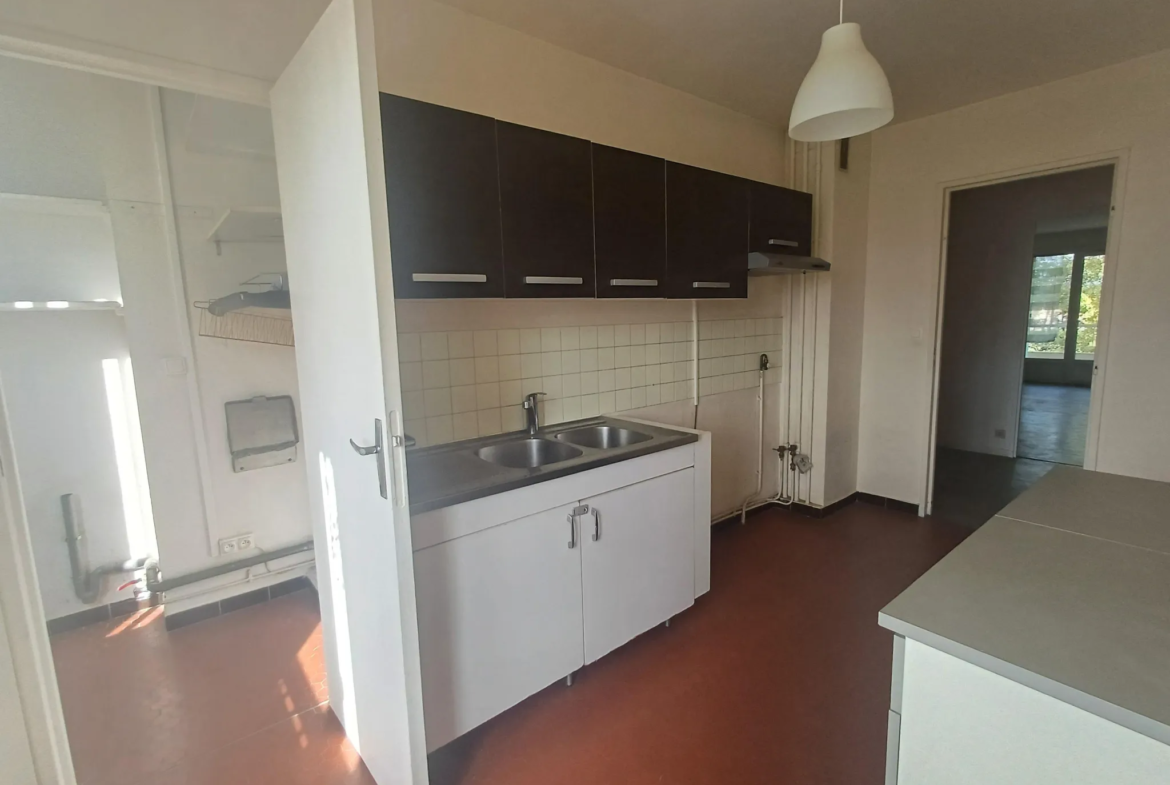 Vente Appartement 3 pièces à Rambouillet - 206 700 € 