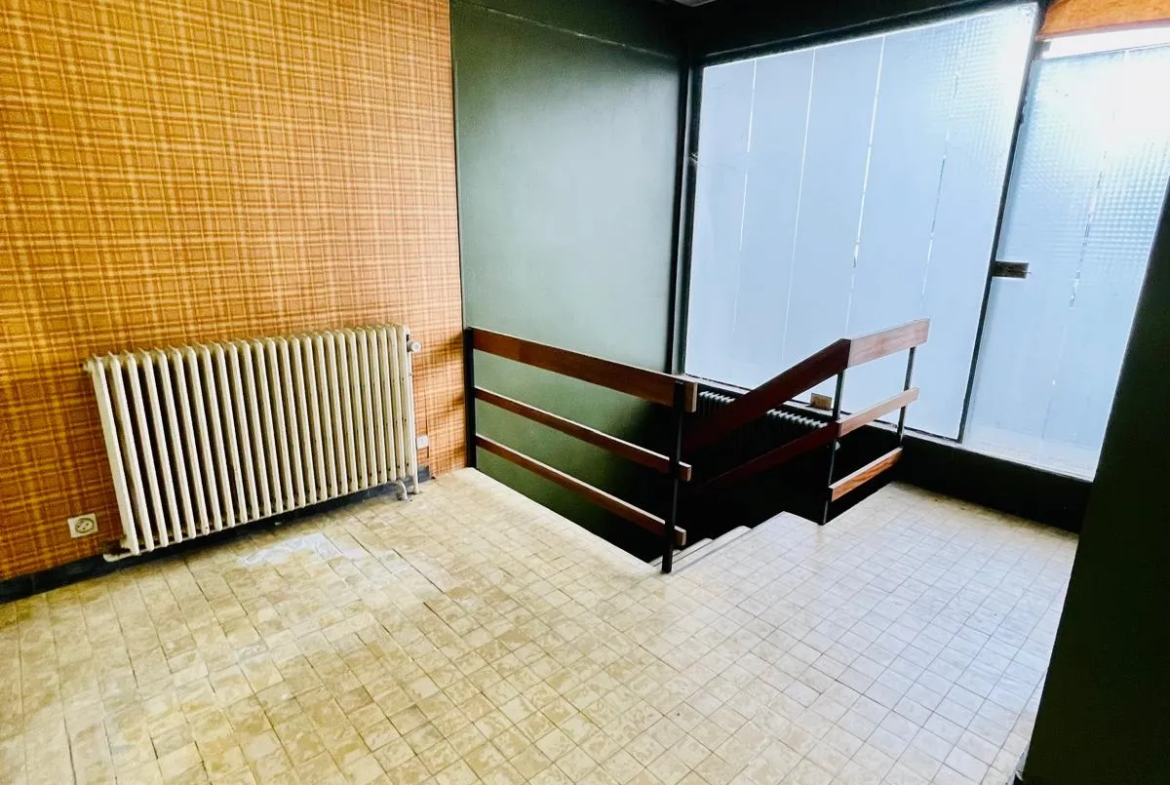 Bureau à vendre à Grenoble - 94 m² avec garage et parking - Prix canon 