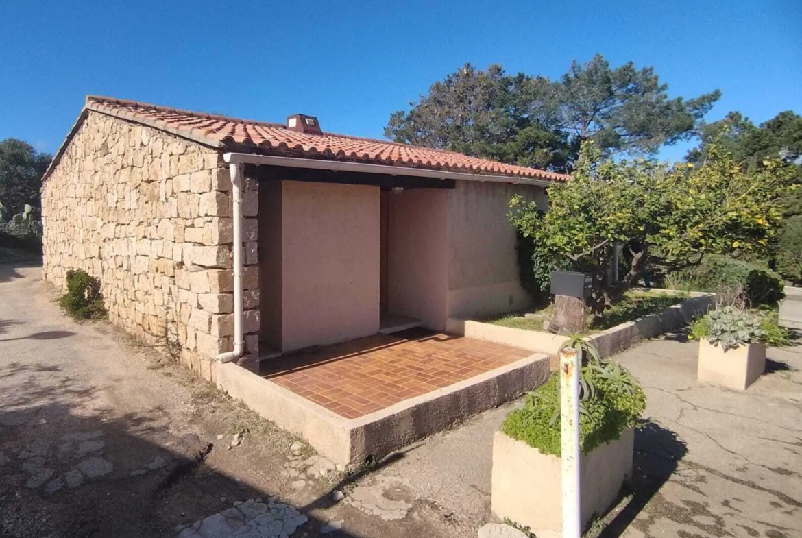 Charmante villa de 67 m² avec piscine à Serra di Ferro 