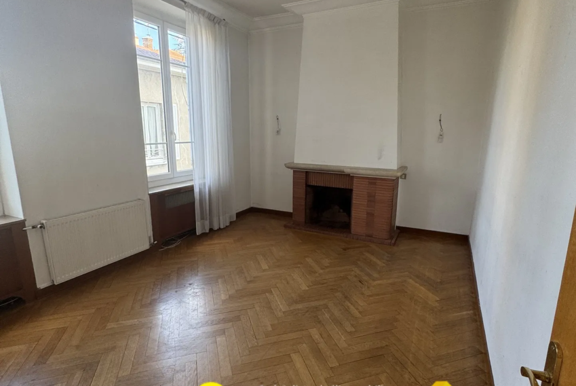 À vendre : Appartement T2 de 49 m² à Vienne, quartier Pyramide 