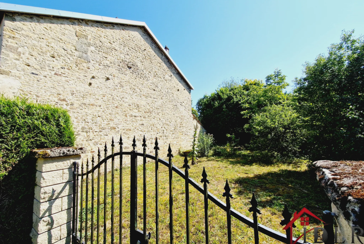 Maison de caractère meublée de 101 m² à Laneuvelle 