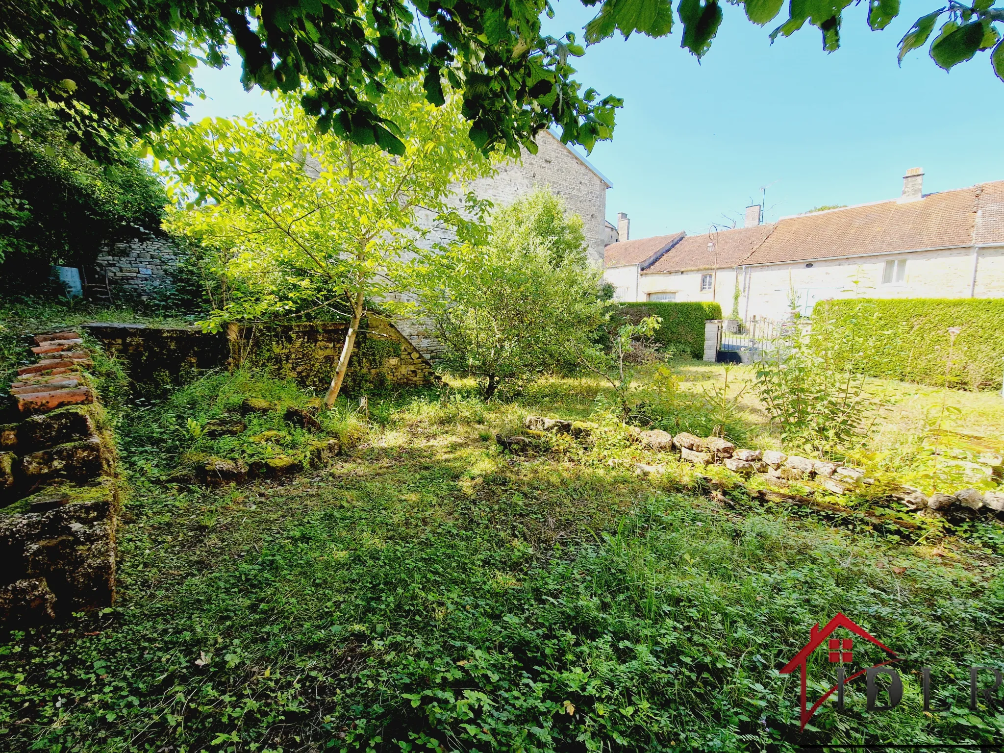 Maison de caractère meublée de 101 m² à Laneuvelle 