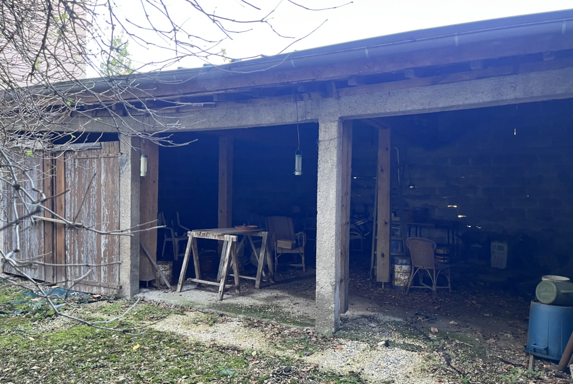 Unique Terrain Constructible à Vendre à Brive, 456 m² 