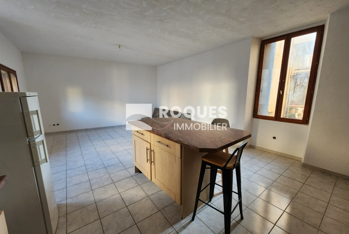 À vendre : Appartement 4 pièces au centre de Lodève, 74 m² plus terrasse 