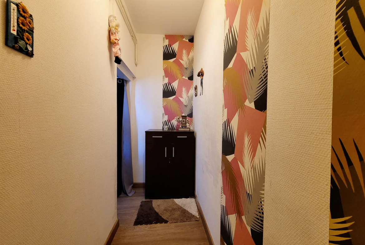 Charmant appartement T3 rénové de 80 m² à Bourg-en-Bresse 