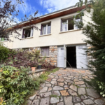 Maison à vendre à Beaumont - 78 m² avec jardin clos