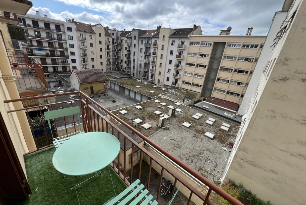 T3 rénové à vendre à Annemasse, 73 m² 