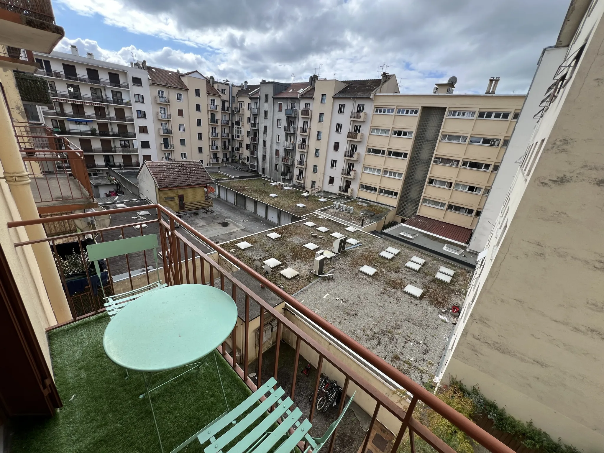 T3 rénové à vendre à Annemasse, 73 m² 