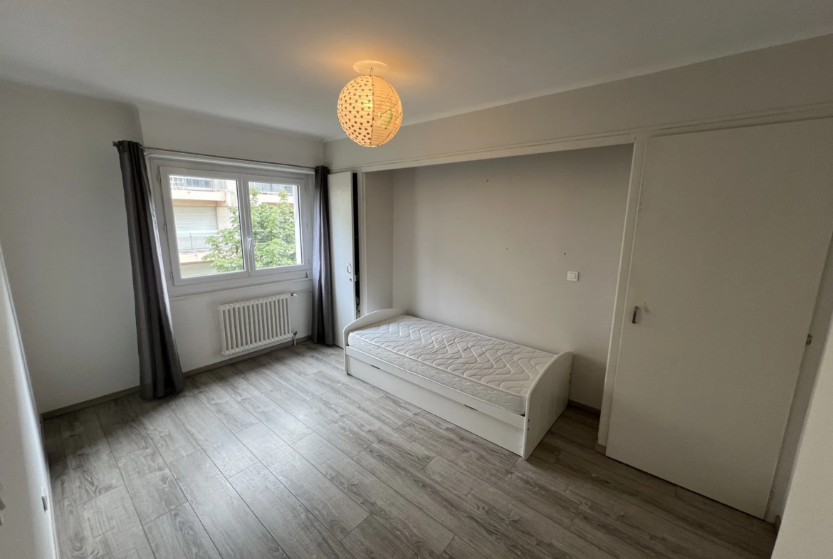 T3 rénové à vendre à Annemasse, 73 m² 