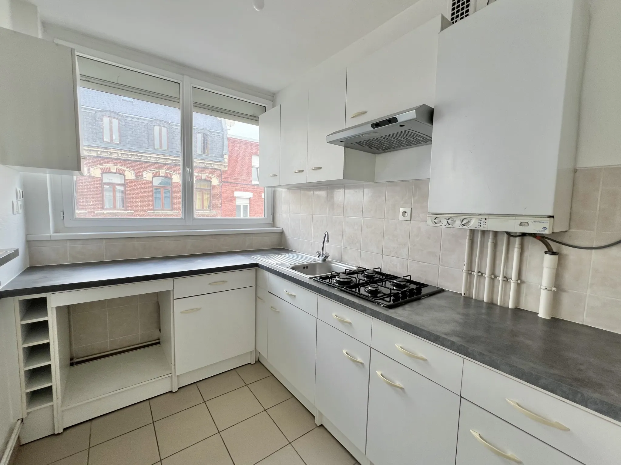 À vendre : Appartement T3 de 101 m² à Cambrai pour 99 500 € 