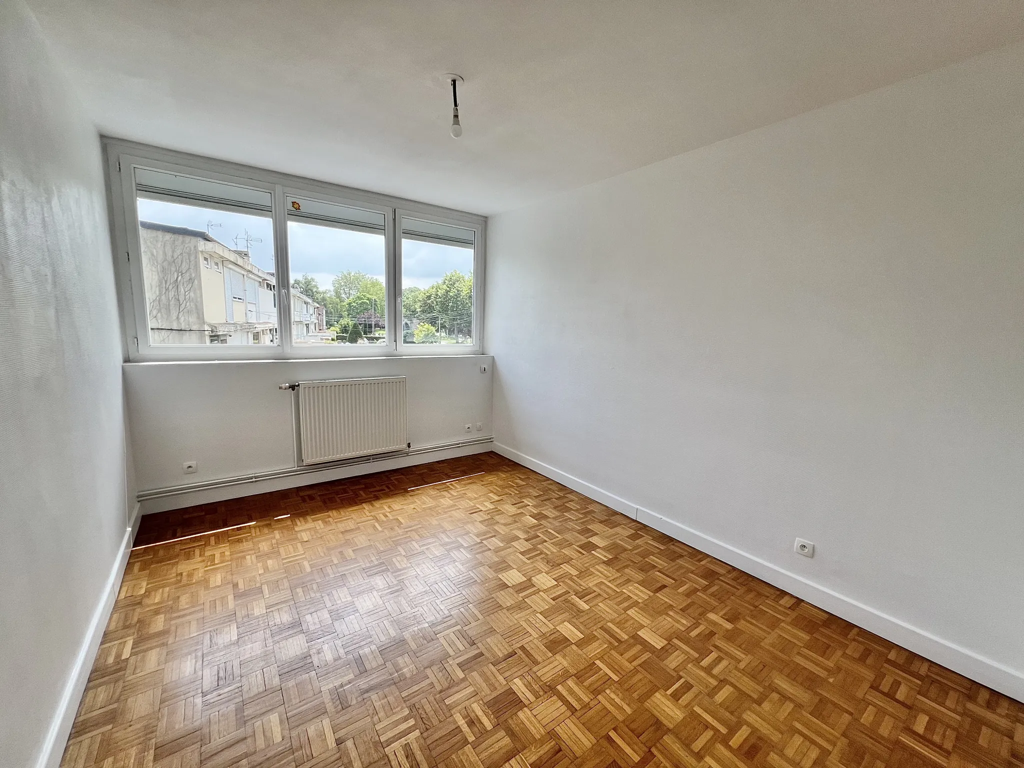 À vendre : Appartement T3 de 101 m² à Cambrai pour 99 500 € 