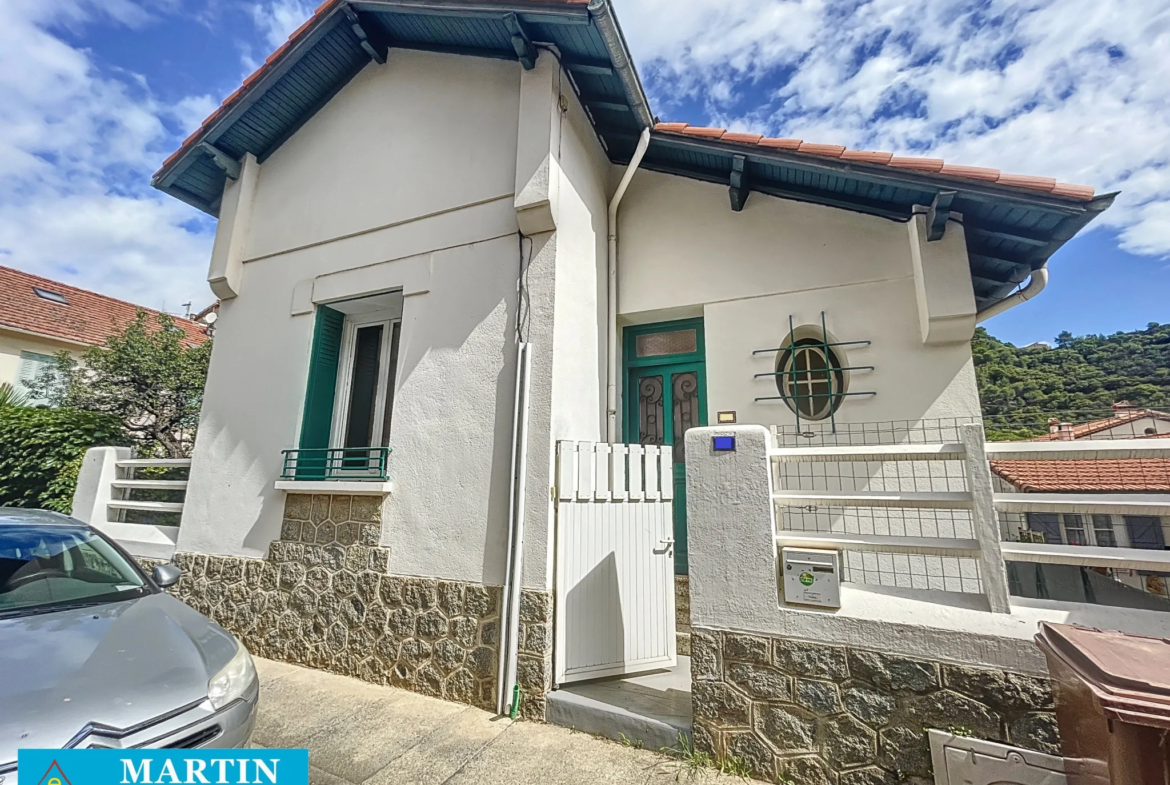 Maison de Ville avec Jardin à Amélie les Bains 