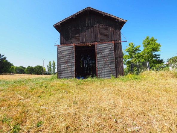 Séchoir à Tabac et Terrain Constructible à Bouglon, 47250