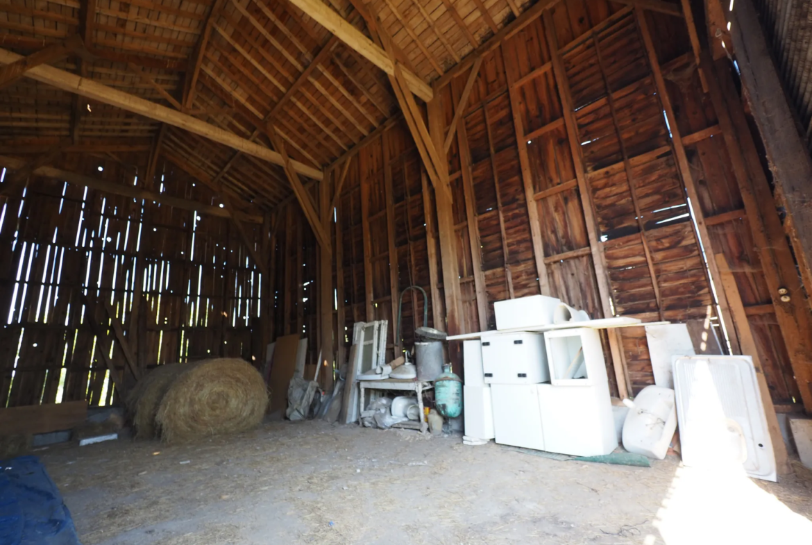 Séchoir à Tabac et Terrain Constructible à Bouglon, 47250 