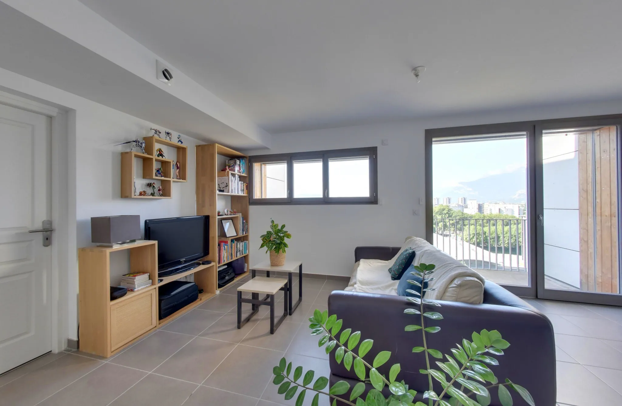 Appartement T2 de 48m² avec balcon à Grenoble - Dernier étage 