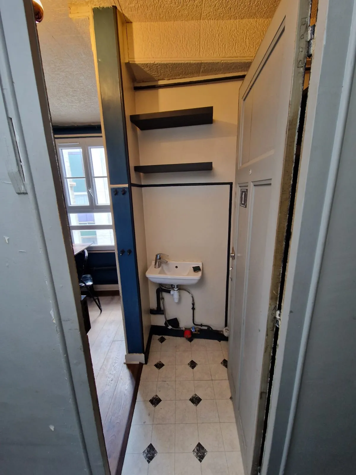 Studio de 4,77 m² à vendre à Paris - quartier Denfert-Rochereau 