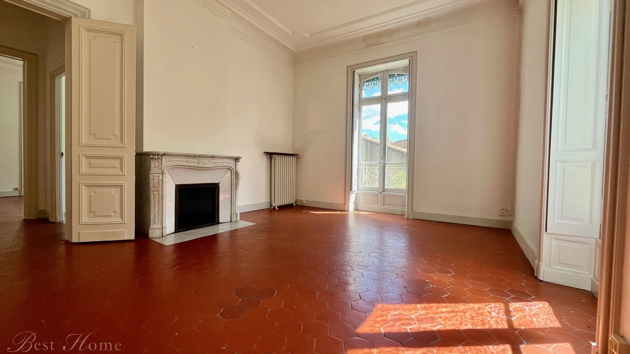 Appartement bourgeois T3 à vendre à Nîmes - 100 m² 