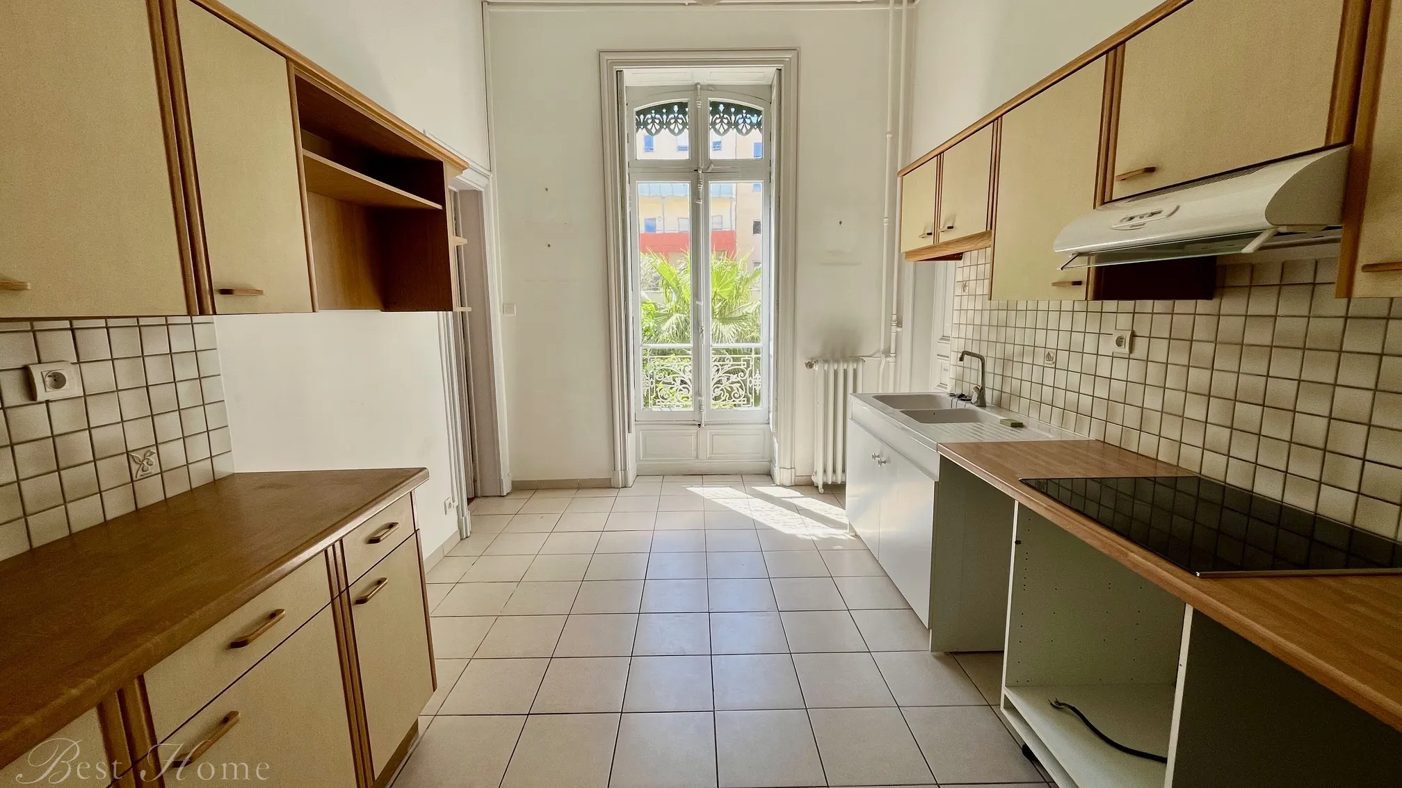 Appartement bourgeois T3 à vendre à Nîmes - 100 m² 