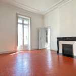 Appartement bourgeois T3 à vendre à Nîmes - 100 m²